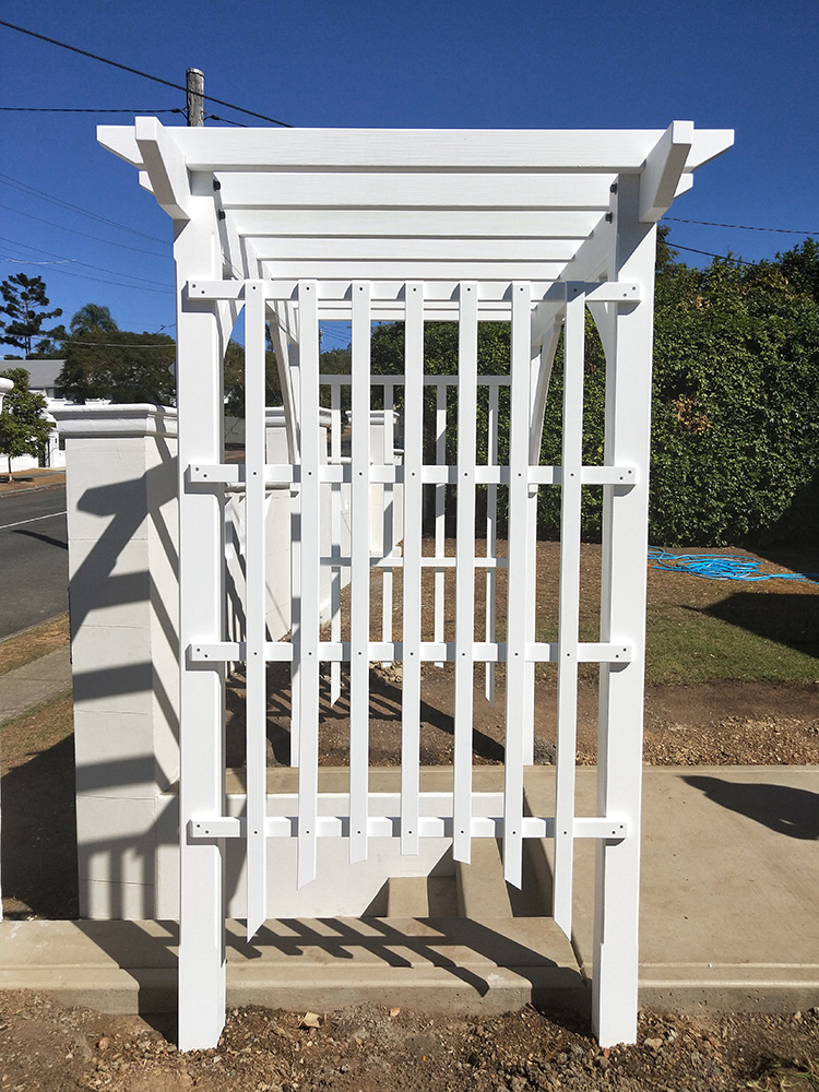 The side screening looks fantastic on this arbour!