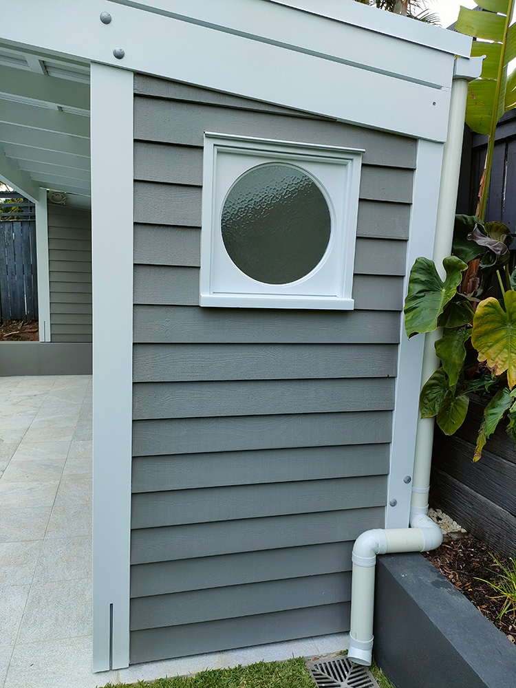 A Ceder siding has been selected for the inside and outside cladding of the Pool Cabana to match the residence. The Round Windows are also matching and they look great at either end of the Pool Cabana.