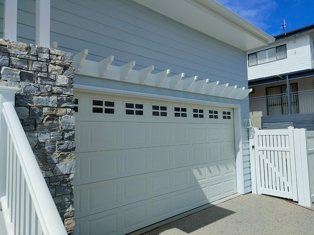 An Eyebrow Pergola needs to have timber studs or header beams to connect to. Check your house plans to ensure the weight of the eyebrow can be added to this external wall.