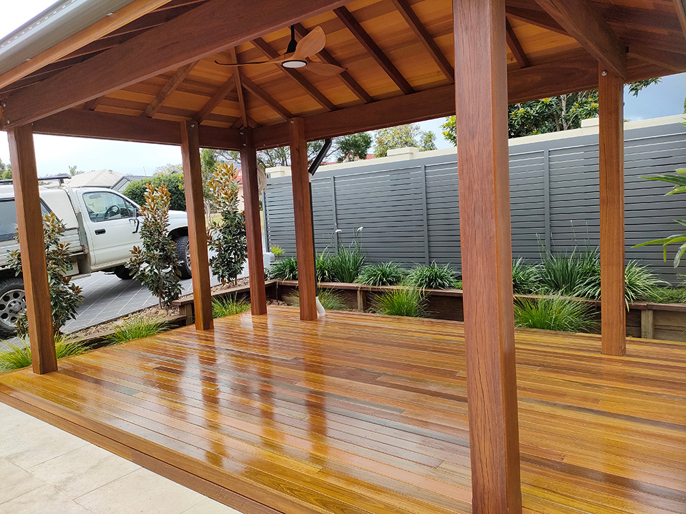 The Spotted Gum posts and decking look fantastic on this Gazebo.