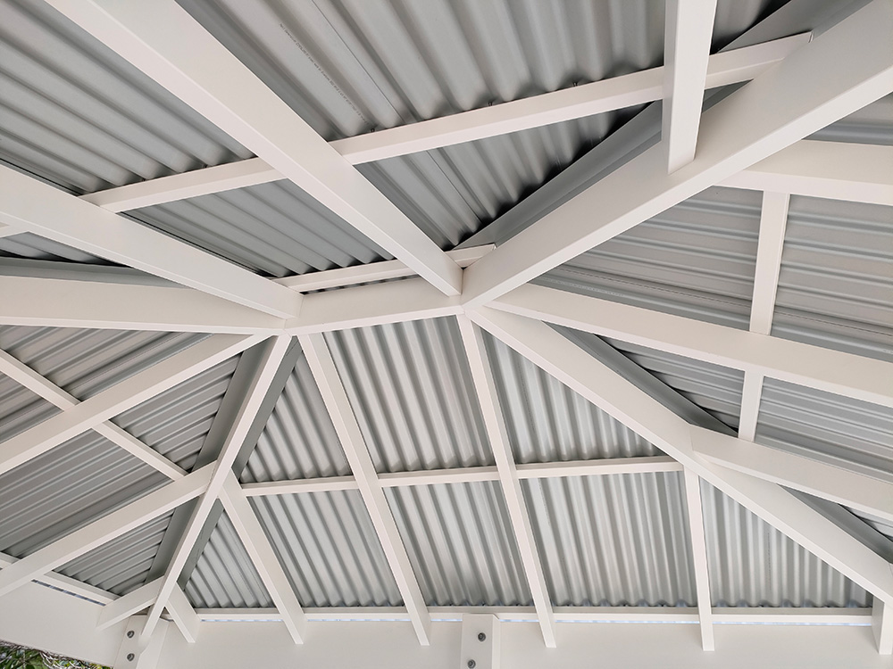 The colorbond ceiling looks fantastic against the exposed rafters in the ceiling.