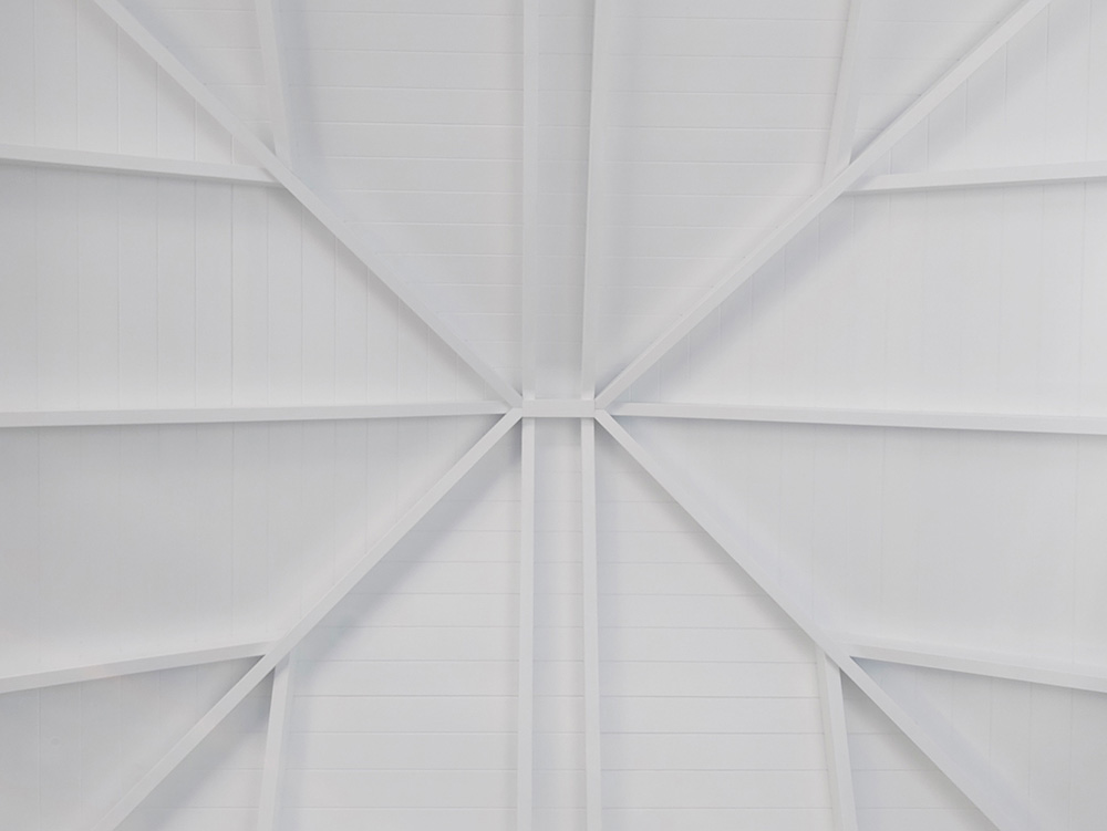 What a beautiful ceiling, it is simply gorgeous!!
