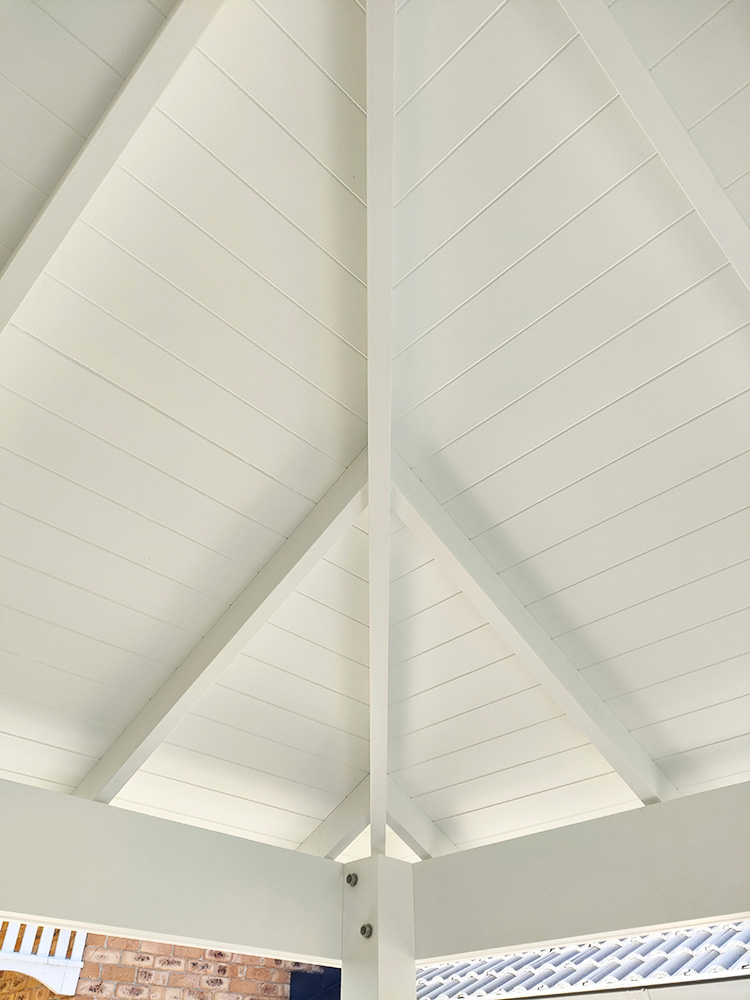 This Gazebo has beautiful VJ Plywood Ceiling that has no visble fixings and has a seamless finishes.