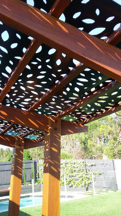Cantilever Pergola with Decorative Aluminium Screening