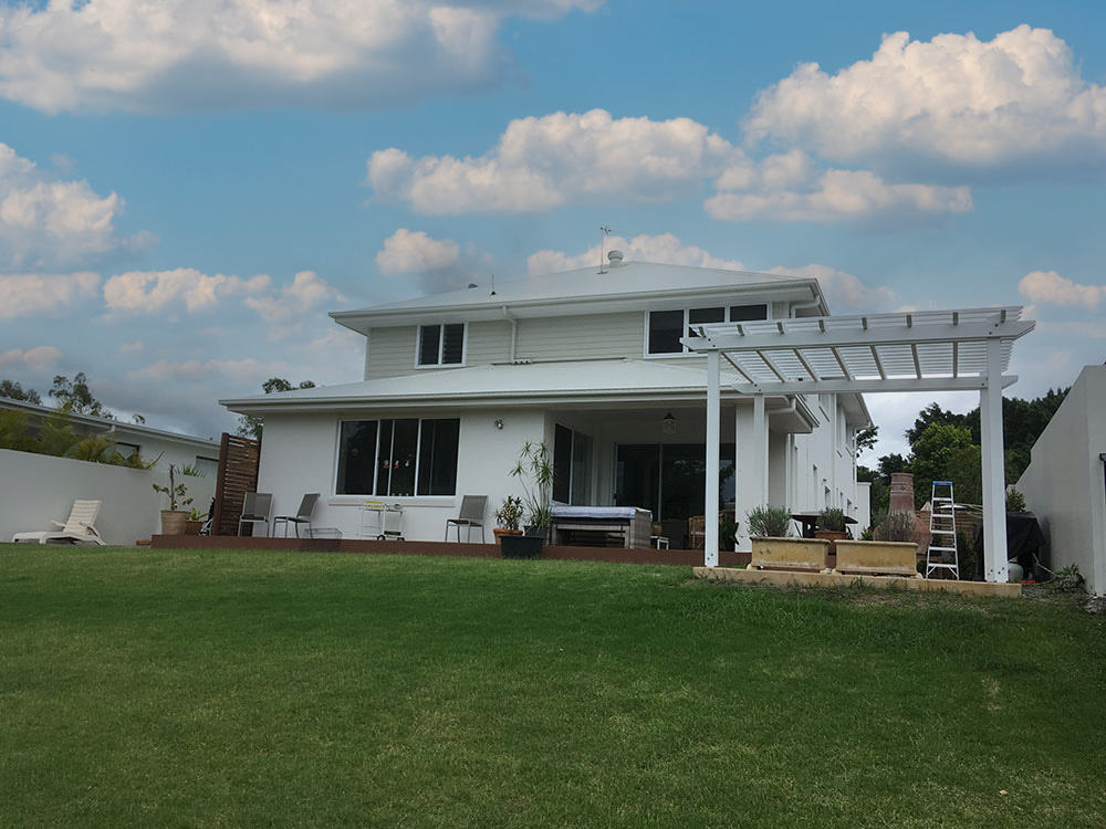 The new Pine Pergola looks great at the back of this house which overlooks the golf course.