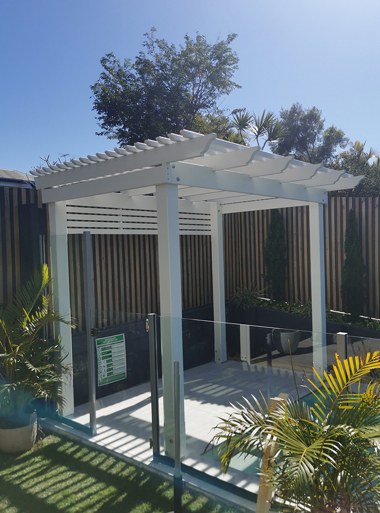 This Pine Pergola has been set beside the pool to provide shade and privacy beside the pool