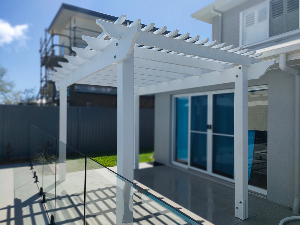 The decorative OGEE Pergola profile has been selected for this Pergola. It looks elegant and beautiful.