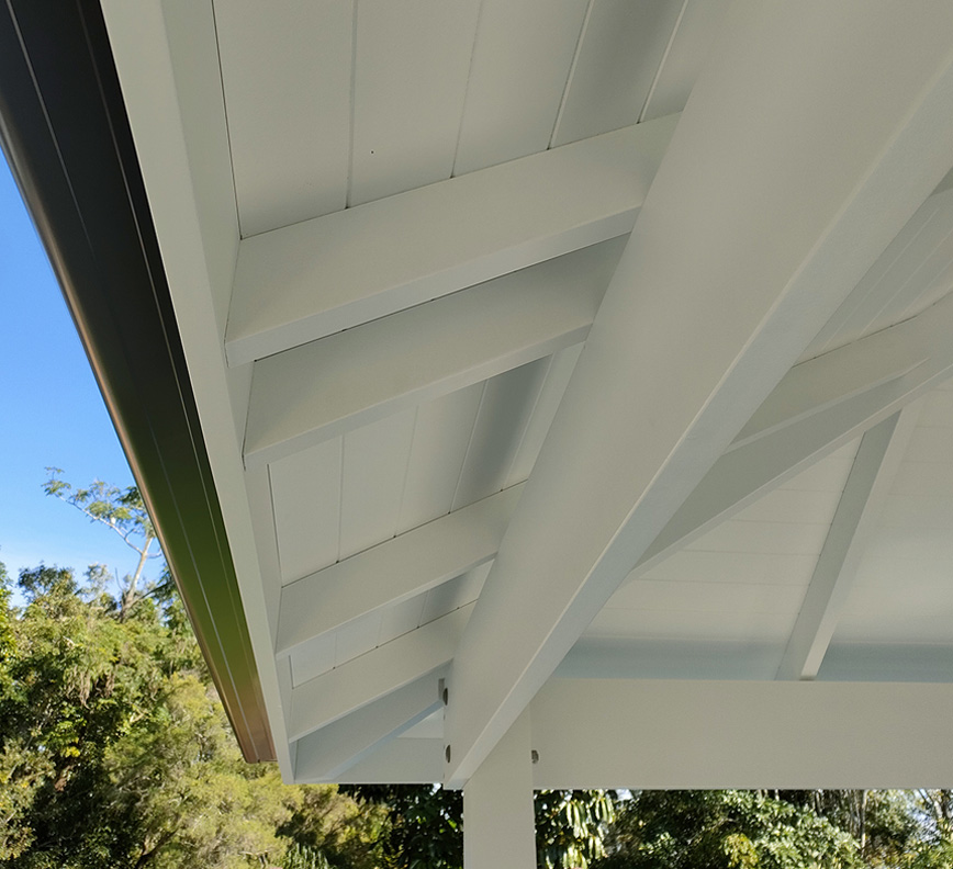 Look at that ceiling! Wow! Beautiful flawless finish for the VJ ceiling, exposed rafters and beams.