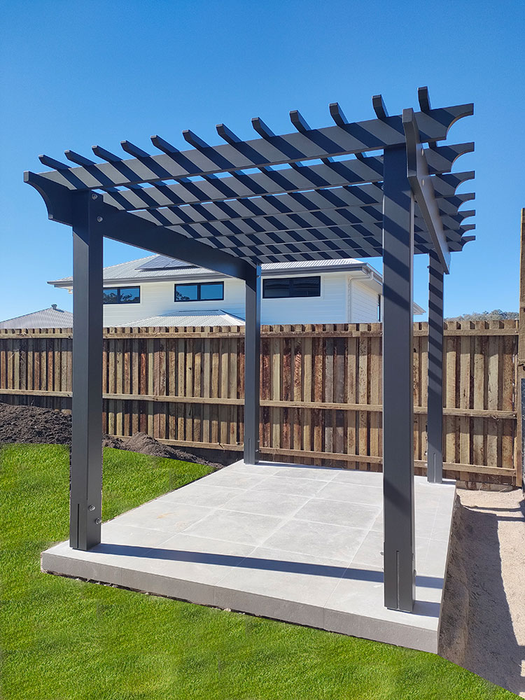 This Pergola has created a new tranquil sitting area that overlooks the new lawns and gardens.