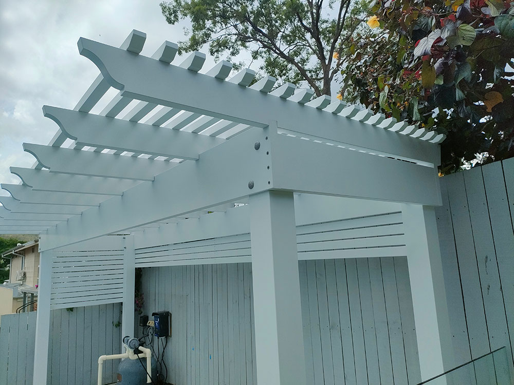 The Premium Deluxe Pergola looks stunning with the OGEE Profile.