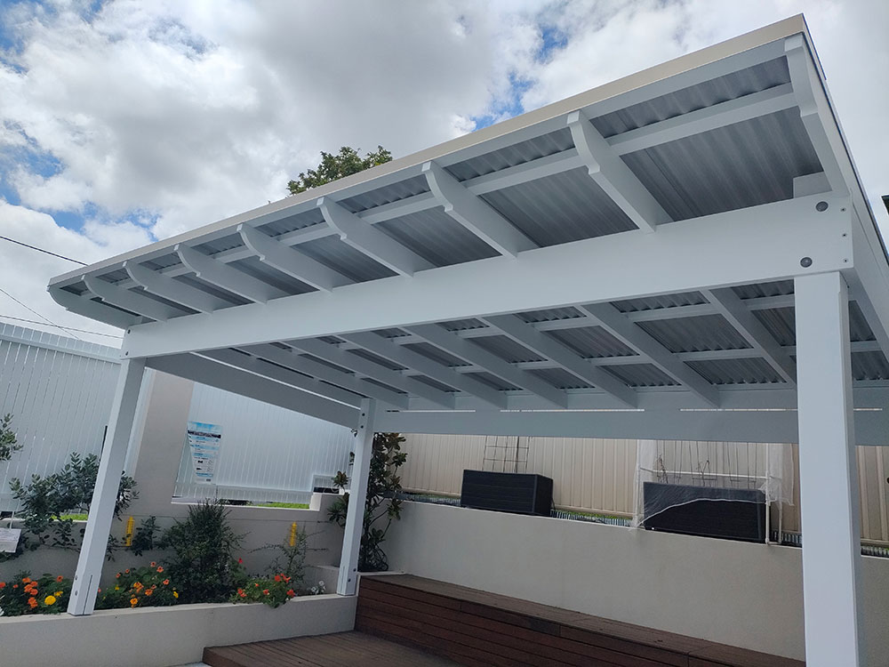 Custom-made Pergola Profile to match the residence.