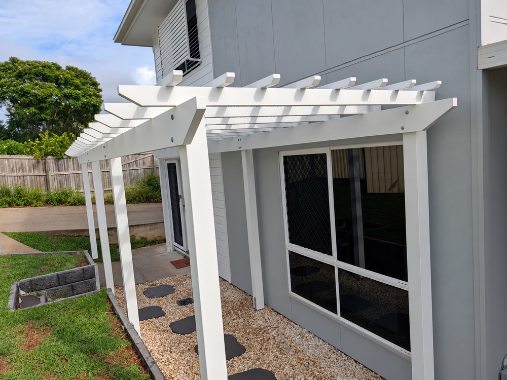 Splayed Pergola profile on beams and rafters.